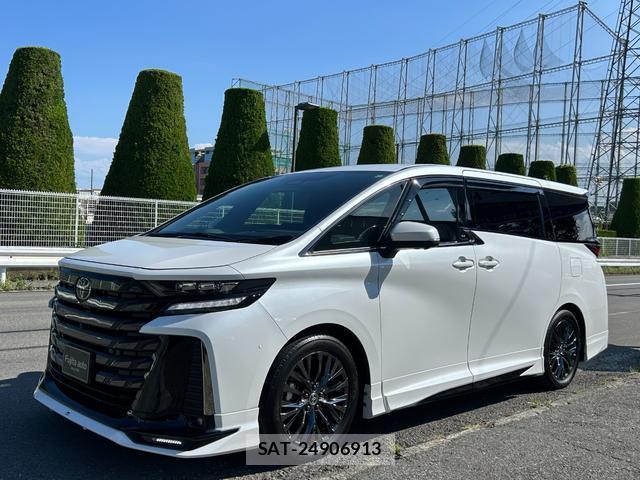 Toyota VELLFIRE 2024-07 8282600-0