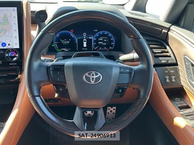 Toyota VELLFIRE 2024-07 8282600-9