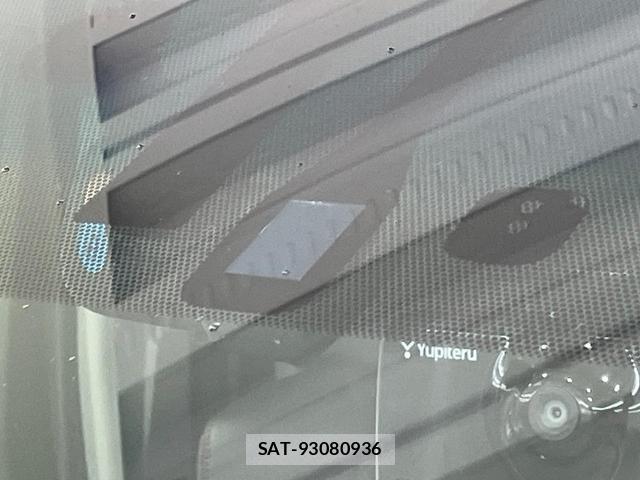 Toyota VELLFIRE 2013-12 8277283-7