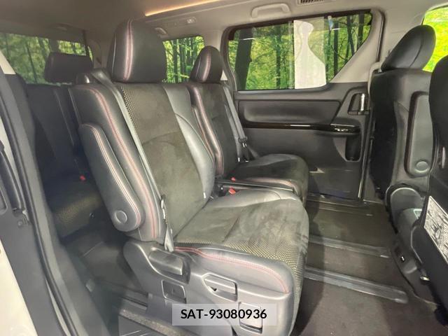 Toyota VELLFIRE 2013-12 8277283-9