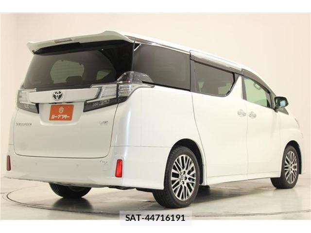 Toyota VELLFIRE 2016-06 8277361-12