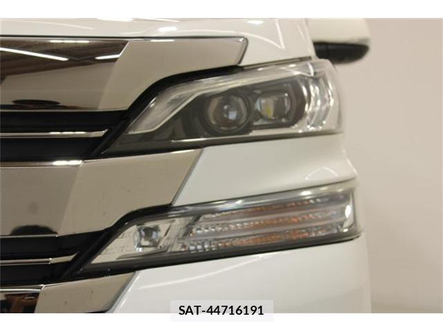 Toyota VELLFIRE 2016-06 8277361-15