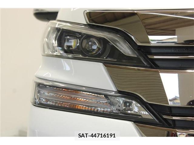 Toyota VELLFIRE 2016-06 8277361-17