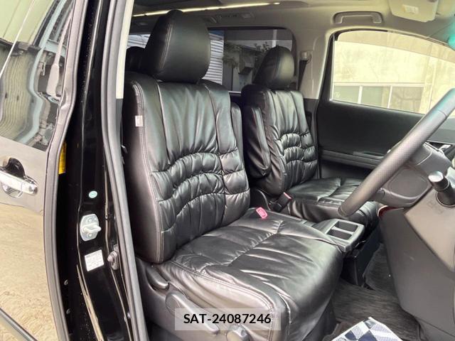 Toyota VELLFIRE 2013-09 8277490-7