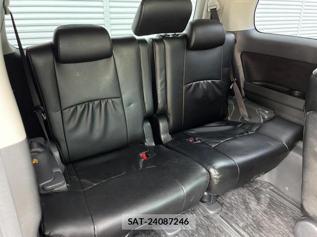 Toyota VELLFIRE 2013-09 8277490-9