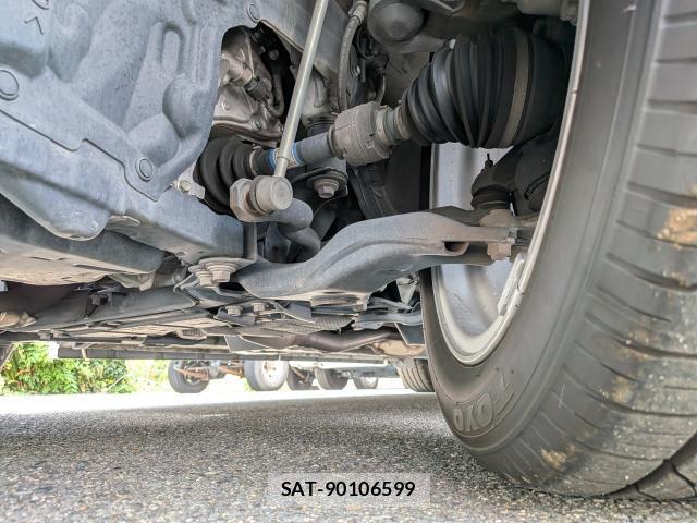 Toyota VELLFIRE 2019-07 8277556-19