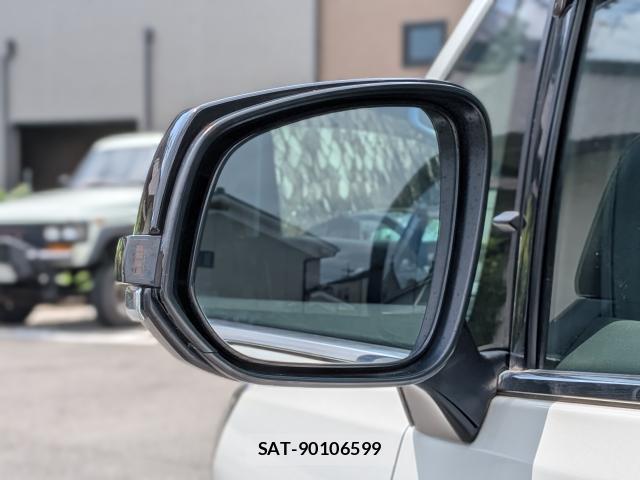 Toyota VELLFIRE 2019-07 8277556-9