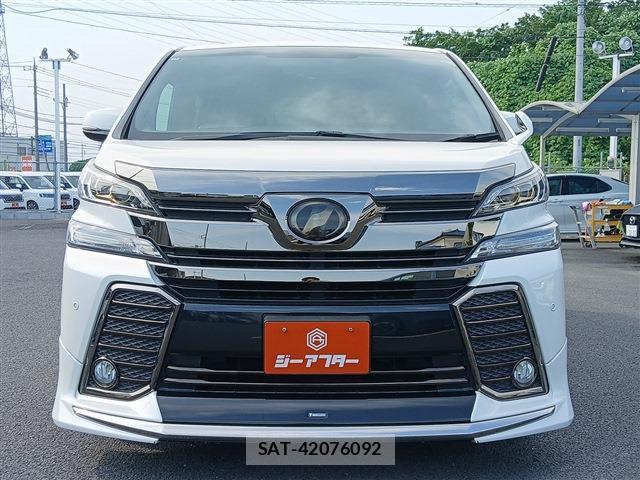 Toyota VELLFIRE 2017-03 8278085-6