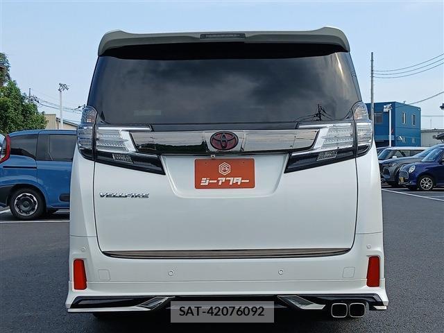 Toyota VELLFIRE 2017-03 8278085-8