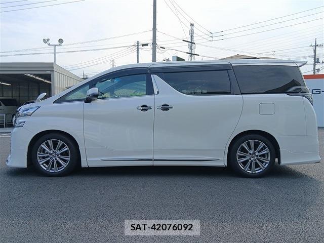 Toyota VELLFIRE 2017-03 8278085-9