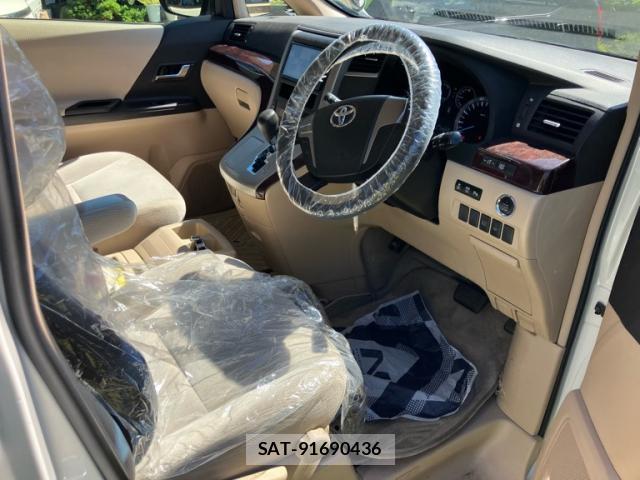 Toyota VELLFIRE 2013-09 8279655-11