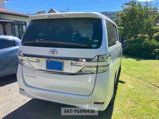 Toyota VELLFIRE 2013-09 8279655-12