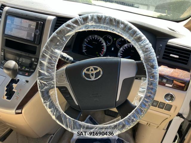 Toyota VELLFIRE 2013-09 8279655-15