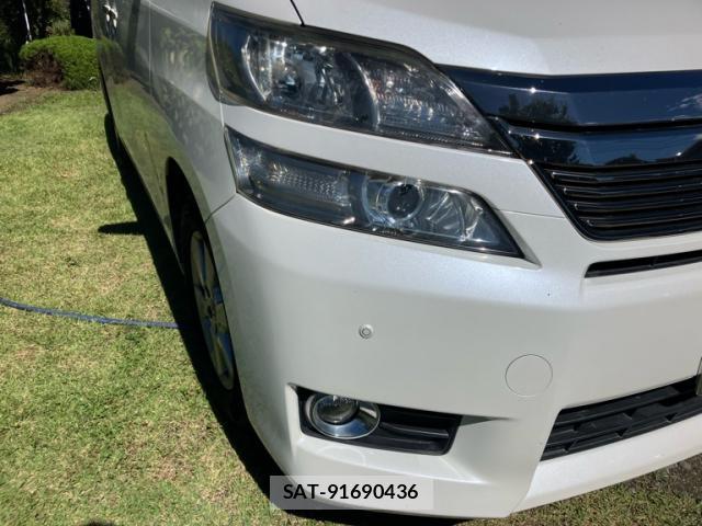 Toyota VELLFIRE 2013-09 8279655-2