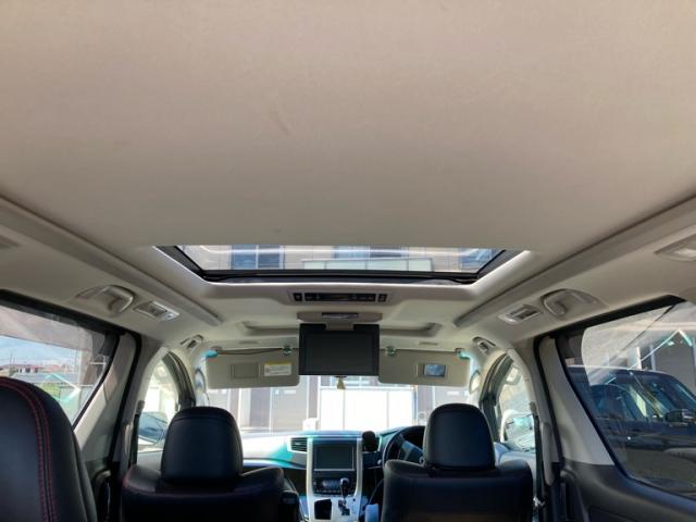 Toyota VELLFIRE 2013-09 8279667-9