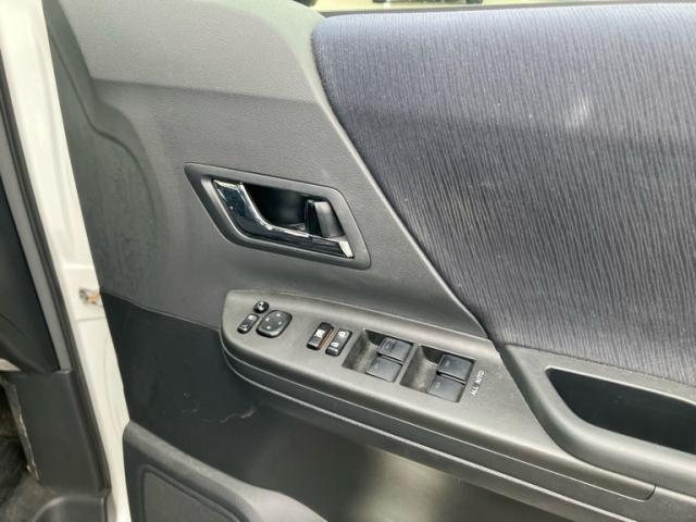 Toyota VELLFIRE 2009-11 8279724-5