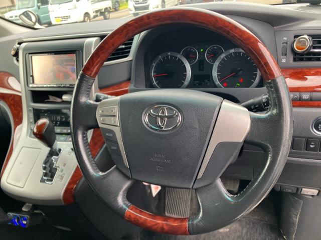 Toyota VELLFIRE 2009-11 8279724-9