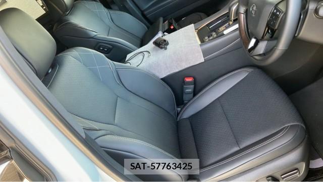 Toyota VELLFIRE 2025-11 8280514-5