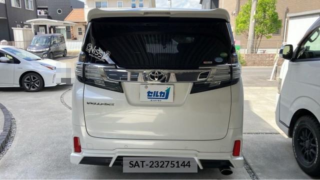 Toyota VELLFIRE 2017-03 8280521-1