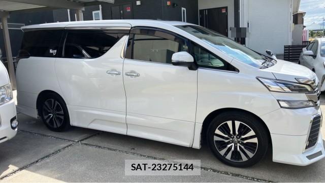 Toyota VELLFIRE 2017-03 8280521-3