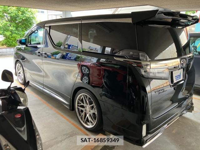 Toyota VELLFIRE 2015-10 8280571-13