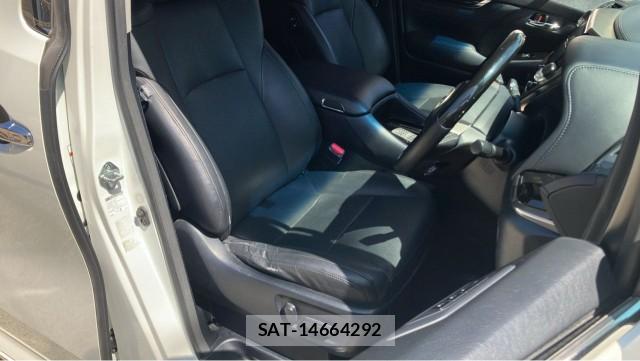 Toyota VELLFIRE 2017-03 8280664-5