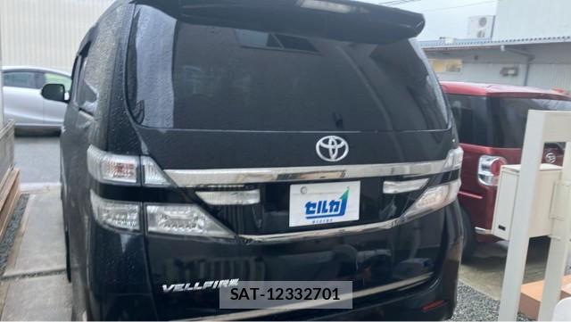 Toyota VELLFIRE 2013-10 8280720-1