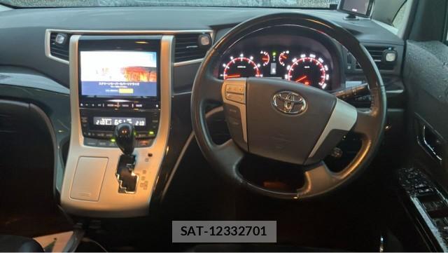 Toyota VELLFIRE 2013-10 8280720-16