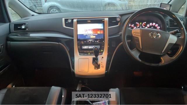 Toyota VELLFIRE 2013-10 8280720-2
