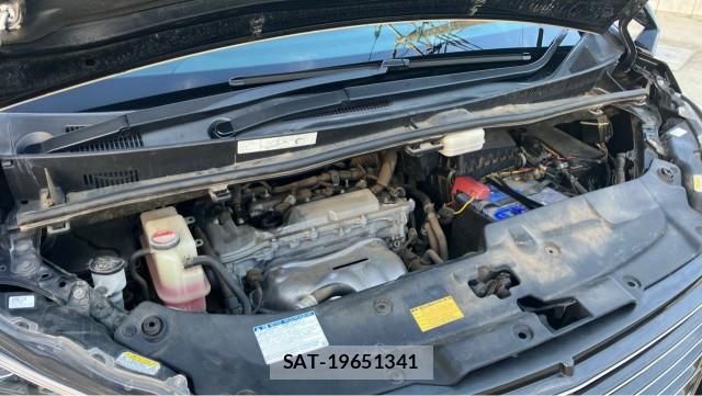 Toyota VELLFIRE 2015-04 8280789-7