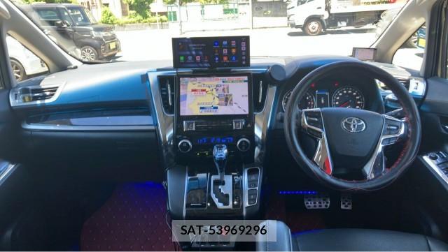 Toyota VELLFIRE 2018-05 8280895-2