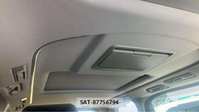 Toyota VELLFIRE 2017-07 8280965-15