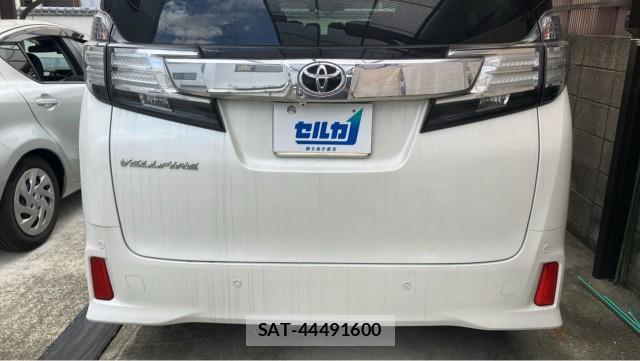 Toyota VELLFIRE 2017-10 8280969-1