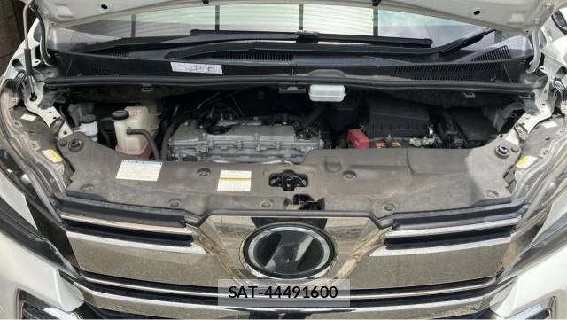 Toyota VELLFIRE 2017-10 8280969-7