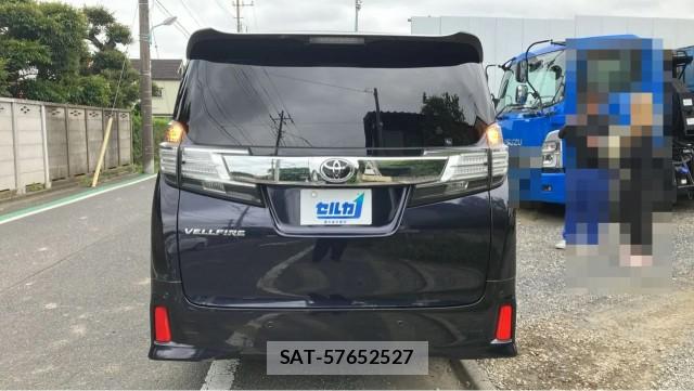 Toyota VELLFIRE 2015-08 8281027-1