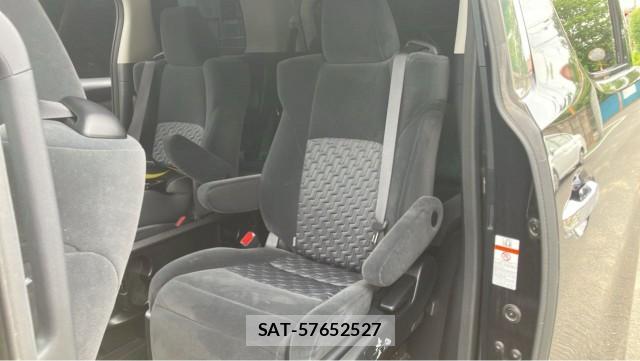 Toyota VELLFIRE 2015-08 8281027-6