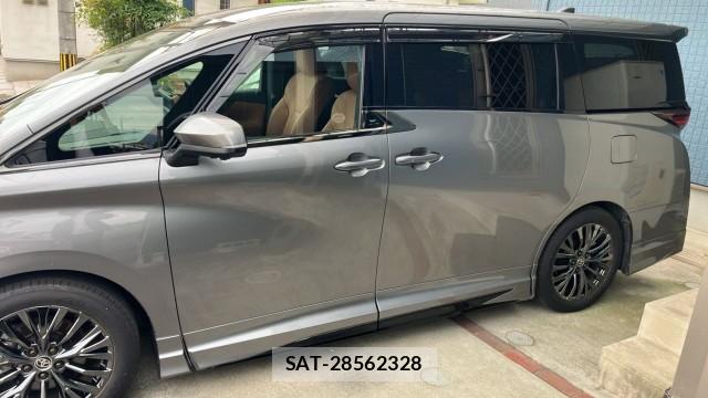 Toyota VELLFIRE 2025-06 8281049-10