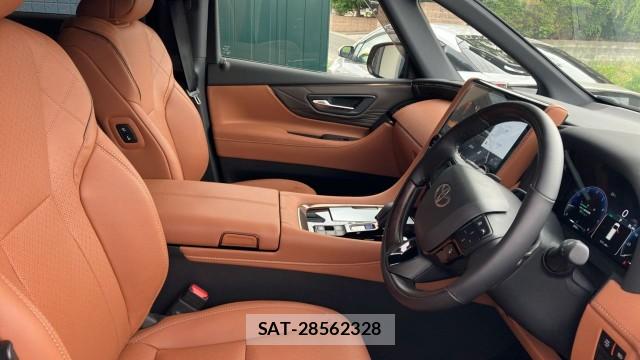Toyota VELLFIRE 2025-06 8281049-5
