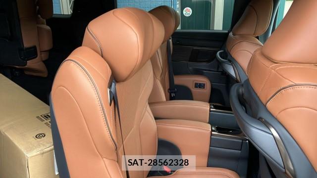 Toyota VELLFIRE 2025-06 8281049-6