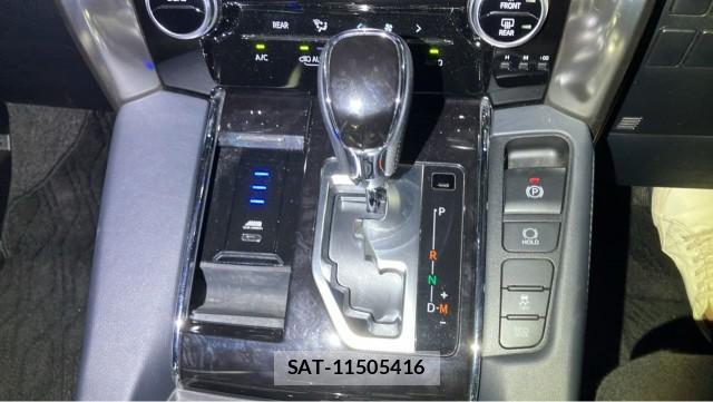 Toyota VELLFIRE 2018-02 8281154-14
