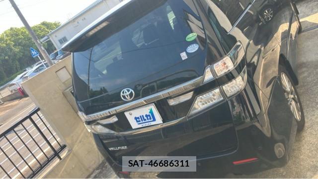Toyota VELLFIRE 2013-10 8281164-1