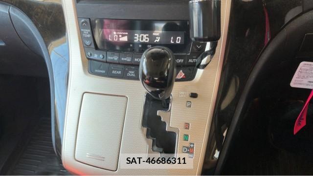 Toyota VELLFIRE 2013-10 8281164-14