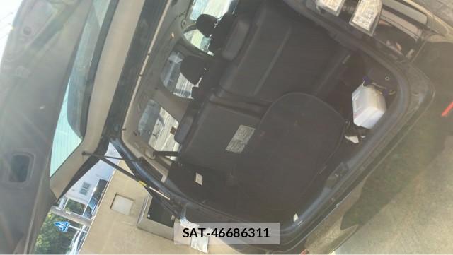 Toyota VELLFIRE 2013-10 8281164-17