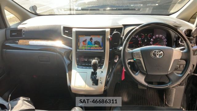 Toyota VELLFIRE 2013-10 8281164-2