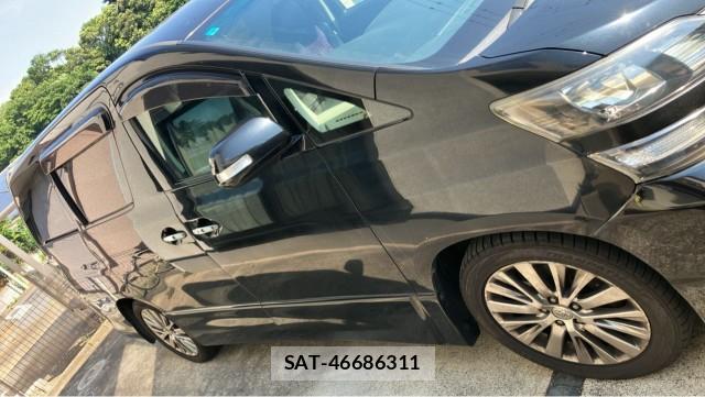 Toyota VELLFIRE 2013-10 8281164-3