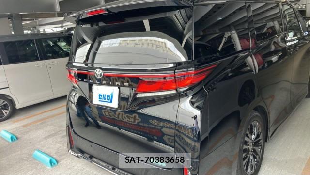 Toyota VELLFIRE 2025-07 8281290-1