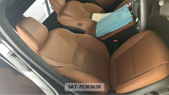 Toyota VELLFIRE 2025-07 8281290-5