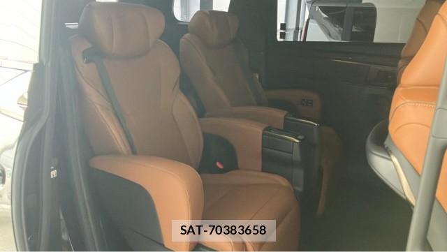 Toyota VELLFIRE 2025-07 8281290-6