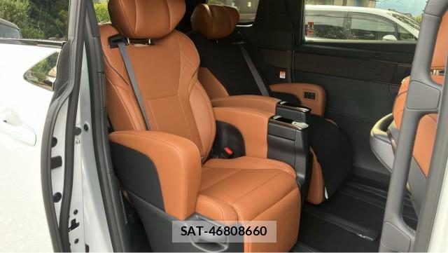 Toyota VELLFIRE 2025-07 8281321-6