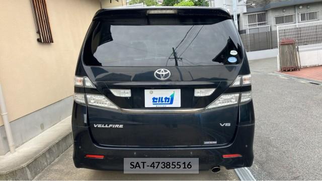 Toyota VELLFIRE 2010-05 8281463-1